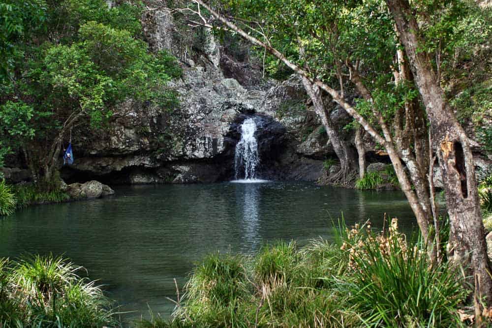 weekend trips queensland