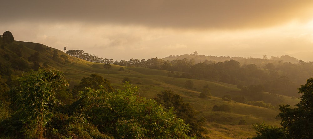 weekend trips queensland